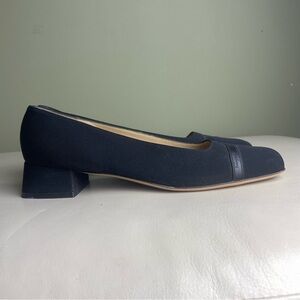 Vintage Salvatore Ferragamo textile and a leather strip Size 9.5 Narrow